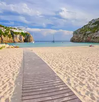 Cala en Porter en Menorca-Actividades y excursiones en Menorca-Buendía