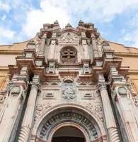 Puerta del Santuario de Vera Cruz - Free tour, excursión, visita guiada, experiencias en Caravaca - Buendía Murcia