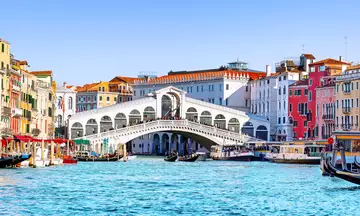 Vistas panorámicas del Gran Canal en Venecia.