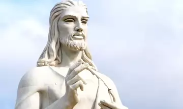 Primer plano del Cristo de La Habana, Cuba