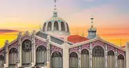 Atardecer detrás del Mercado Central de Valencia
