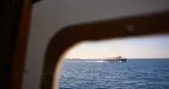 Barco navegando por las aguas del Adriático, Dubrovnik